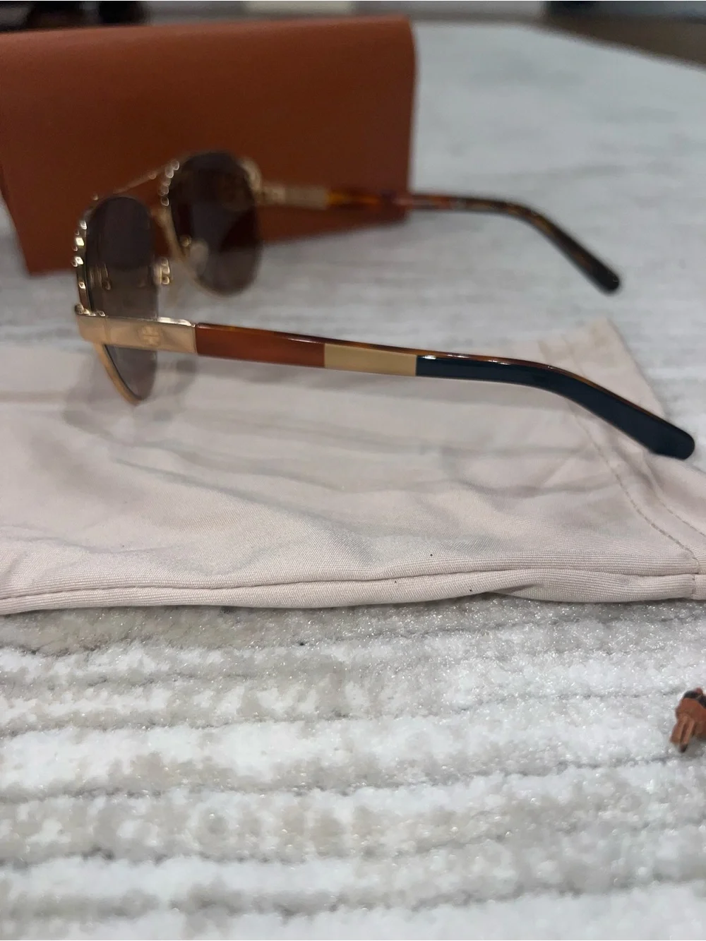 Tory Burch Aviator Sunglasses